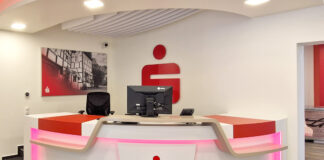 Sparkasse HRV unterstützt Schuldnerberatungsstellen Die Sparkassen in NRW unterstützen bereits seit vielen Jahren von Überschuldung betroffene Haushalte. Foto: Sparkasse HRV