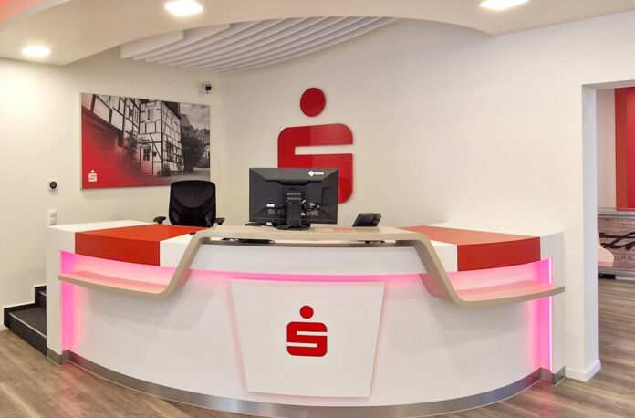 20240427_092049 Die Sparkassen in NRW unterstützen bereits seit vielen Jahren von Überschuldung betroffene Haushalte. Foto: Sparkasse HRV