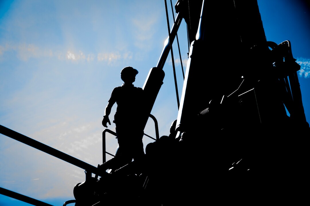 Am Sonntag, 28. April, ist der "Workers’ Memorial Day": Der Tag soll vor Sonnenstrahlung und Hitze im Job warnen. Foto: IG BAU/Tobias Seifert