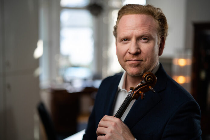 Daniel Hope gastiert in der Philharmonie in Essen. Foto: Daniel Waldhecker