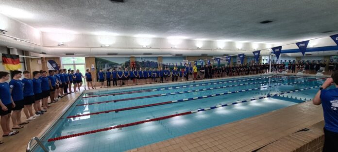 Für die TBW-Schwimmer stand viel Freizeit auf dem Programm, aber es ging auch sportlich zu in Ware. Foto: TBW