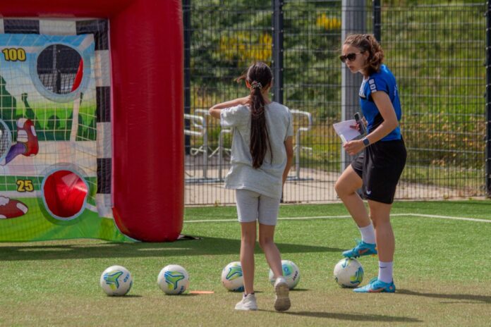 Den Tag der offenen Tür im Mädchenfußball gab es bei der SSVg Velbert bereits im vergangenen Jahr. Foto: SSVg Velbert