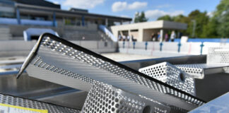 "Baldmöglichst" soll auch das neue Sportbecken im Panoramabad zur Verfügung stehen. Foto: Mathias Kehren/Archiv