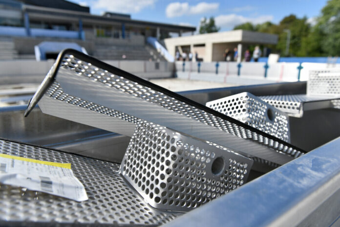 "Baldmöglichst" soll auch das neue Sportbecken im Panoramabad zur Verfügung stehen. Foto: Mathias Kehren/Archiv