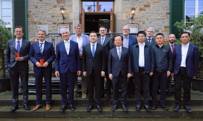 Die Delegation aus China war zu Gast in Rathaus. Foto: Stadt Ratingen