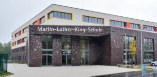 Weiterführende Schulen in Velbert: Anmeldungen abgeschlossen Die Martin-Luther-King-Schule in Velbert. Foto: Mathias Kehren