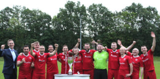 Das Team der Stadt Erkrath freut sich über die gelungene Titelverteidigung und den Gewinn des Düsselcups 2024. Foto: Stadt Erkrath