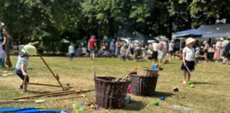 Rund um die Textilfabrik Cromford findet das bunte Fest statt. Foto: LVR-Industriemuseum