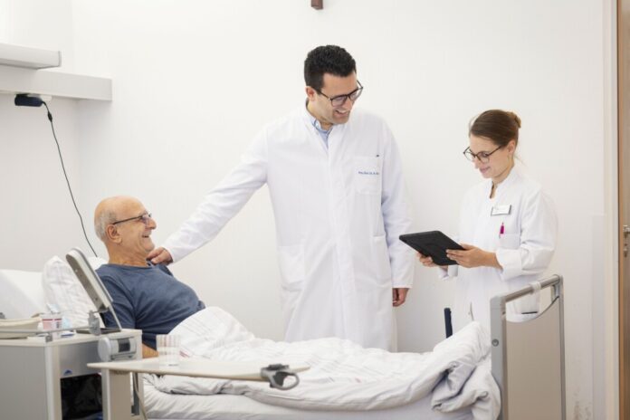 Im Florence-Nightingale-Krankenhaus werden jährlich mehr als 8.000 Patienten mit Lungenerkrankungen und des Brustkorbs behandelt. Foto: Kaiserswerther Diakonie/Bettina Engel-Albustin