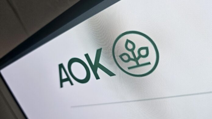 AOK-Kunden sollten derzeit vorsichtig sein beim Öffnen von E-Mails. Foto: Volkmann