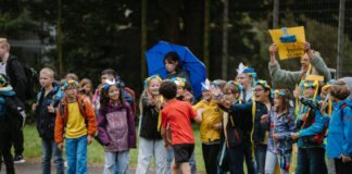 Die Kinder der Grundschule Radenberg. Foto: WSW/Kintopp