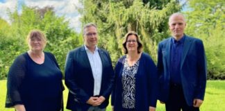 Dezernentin Michaele Berster, Bürgermeister Rainer Ritsche, Bundestagsabgeordnete Kerstin Griese und Dezernent Stefan Holl haben sich im Rathaus getroffen. Foto: Büro Griese