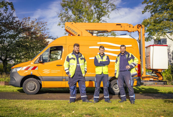 Team Straßenbeleuchtung der Stadtwerke Erkrath Das Team Straßenbeleuchtung der Stadtwerke ist in zwei Stadtteilen im Einsatz. Foto: Stadtwerke Erkrath