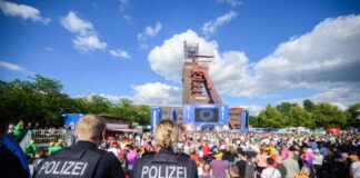 Bei der Polizei in Gelsenkirchen wurden während der EM keine Verfahren im Zusammenhang mit Volksverhetzung oder verfassungswidriger Symbolen gemeldet. (Archivfoto)