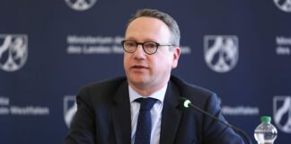 NRW-Justizminister Limbach steht wegen einer Personalie unter Druck