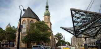 Die Rechte unterliegt im Streit um eine Mahnwache in Karlsruhe.
