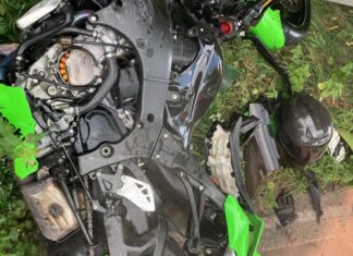 Das beschädigte Motorrad des 40-Jährigen. Foto: Polizei