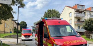 Die Feuerwehr rettete mehrere Tiere bei einem Wohnungsbrand an der Tilsiter Straße. Foto: Feuerwehr Heiligenhaus