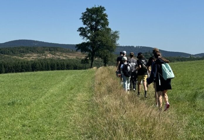 Ob beim Biken und Wandern – die Jugendlichen hatten beim ersten Action-Camp in Winterberg viel Spaß. Foto: Stadt Ratingen