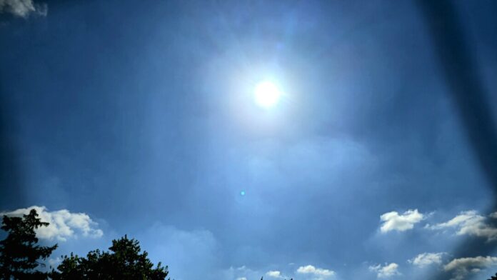 Sonnig und heiß wird es im Kreis Mettmann. Foto: Volkmann