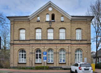 Das ehemalige Rathaus von Langenberg ist der neue Standort für das Service-Büro der Stadt Velbert. Archivfoto: Mathias Kehren