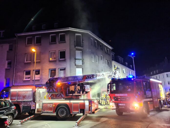Ein Blick auf die Einsatzstelle an der Siemensstraße. Foto: Feuerwehr Essen