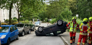 Am Mittwochvormittag überschlug sich eine 19-Jährige mit ihrem Toyota. Foto: Polizei