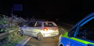 Der Unfallwagen auf der A43. Foto: FW Sprockhövel