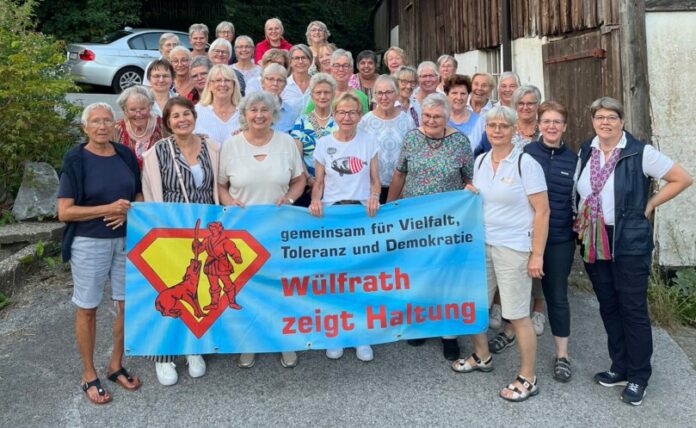 Die Landfrauen setzen ein Zeichen für Toleranz und Respekt. Foto: Dagmar Schreiber