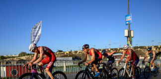 Gerrit Schubert und Carlo Büscher auf dem Rad. Foto: DTU/Petko Beier