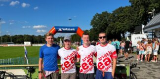 Gute gelaunt trotz verpasster Platzierung: Alexander Gossmann, Christopher Reiß, Richard Schmiemann und Marc Pinkowski. Foto: TTR