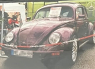 In einem Zeitraum zwischen Anfang April 2024 und vergangenem Sonntag, 11. August 2024, entwendeten bislang unbekannte Täter in Haan einen lilafarbenen VW Käfer. Foto: Polizei