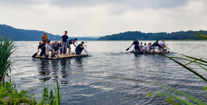 In der Einführungswoche hat das Unternehmen auch ein Team-Event auf dem Baldeneysee veranstaltet. Foto: Witte