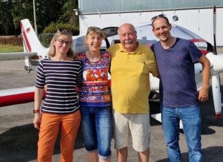 Die Freude war groß beim Rundflug. Foto: WFB Werkstätten