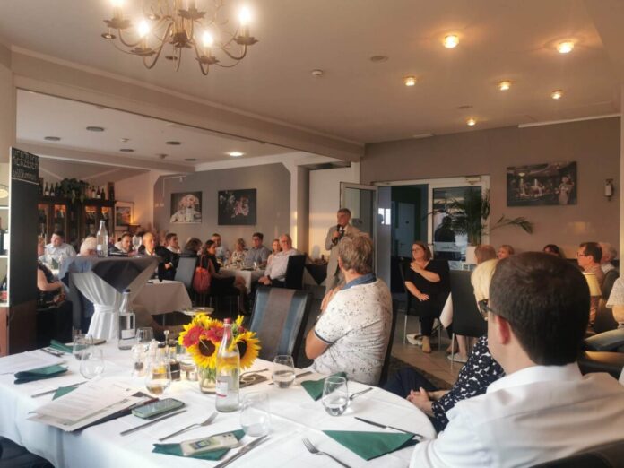 Viele Gäste kamen zum Sommerfest der Mettmanner CDU. Foto: CDU