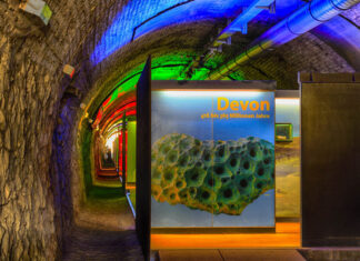 Tickets für die Führung durch den Zeittunnel sind an der Tageskasse erhältlich. Foto: Zeittunnel