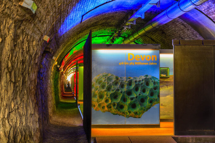 Tickets für die Führung durch den Zeittunnel sind an der Tageskasse erhältlich. Foto: Zeittunnel