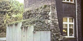 Reste der alten Stadtmauer kann man auch heutzutage noch entdecken. Foto: Stadtarchiv Mettmann