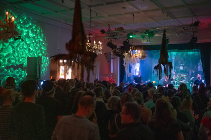 Die Kulturvilla an Halloween. Foto: Bodo Herlyn