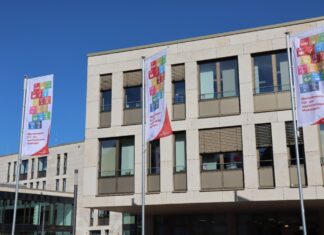 Das Rathaus in Ratingen an den Tagen der Nachhaltigkeit. Foto: Stadt Ratingen