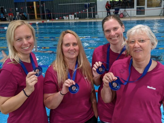 Lintorfs Mastersschwimmerinnen waren in Kamen erfolgreich. Foto: TuS 08 Lintorf