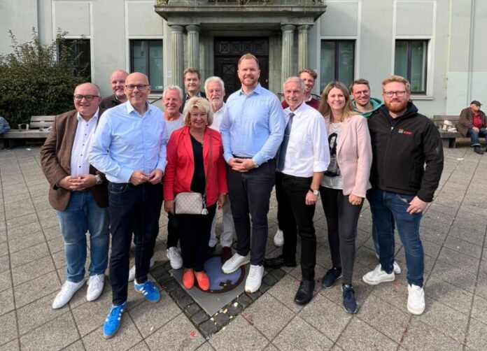 Björn Kerkmann (M.) soll für die CDU ins Rennen um das Bürgermeisteramt gehen. Foto: CDU