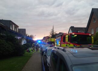 Die Ratinger Einsatzkräfte bei der Arbeit. Foto: FW Ratingen