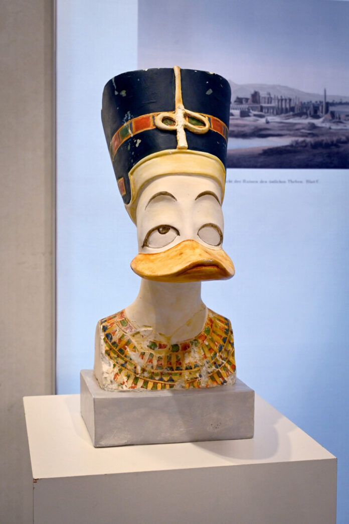 Die Duckfretete darf in keiner Duckomenta-Schau fehlen. Foto: Mathias Kehren