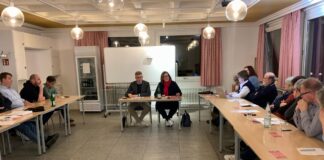 Die Bundestagsabgeordnete Kerstin Griese mit dem Ortsvereinsvorsitzenden Niels Sperling. Foto: SPD