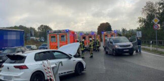 In Haan kam es am Dienstagvormittag, 22. Oktober, zu einer Kollision zwischen zwei Autos. Foto: Polizei