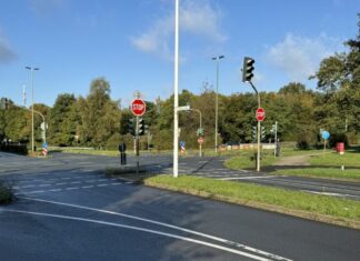 Die Ampelschaltung an der Willbecker Straße und Haaner Straße ist immer noch nicht in Ordnung. Das kritisiert die SPD. Foto: SPD Erkrath