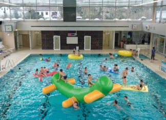 Am 16. Oktober verwandelt sich das Hallenbad Angerbad in einen großen Kinderspielplatz. Foto: Stadtwerke Ratingen
