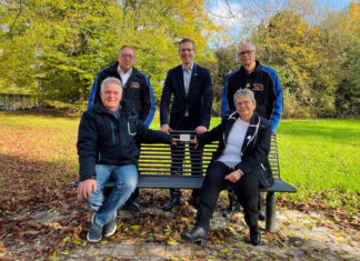 Die neue Bank lädt zum Verweilen ein. Foto: Stadt Erkrath