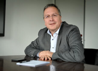 Bürgermeister Rainer Ritsche. Foto: Mathias Kehren